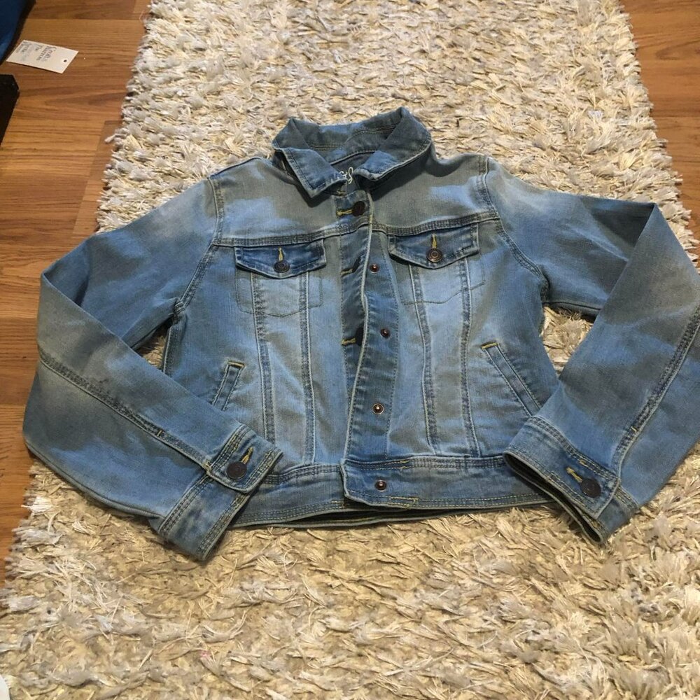 CAT & JACK DENIM JACKET SIZE MEDIUM 7-8 GIRLS